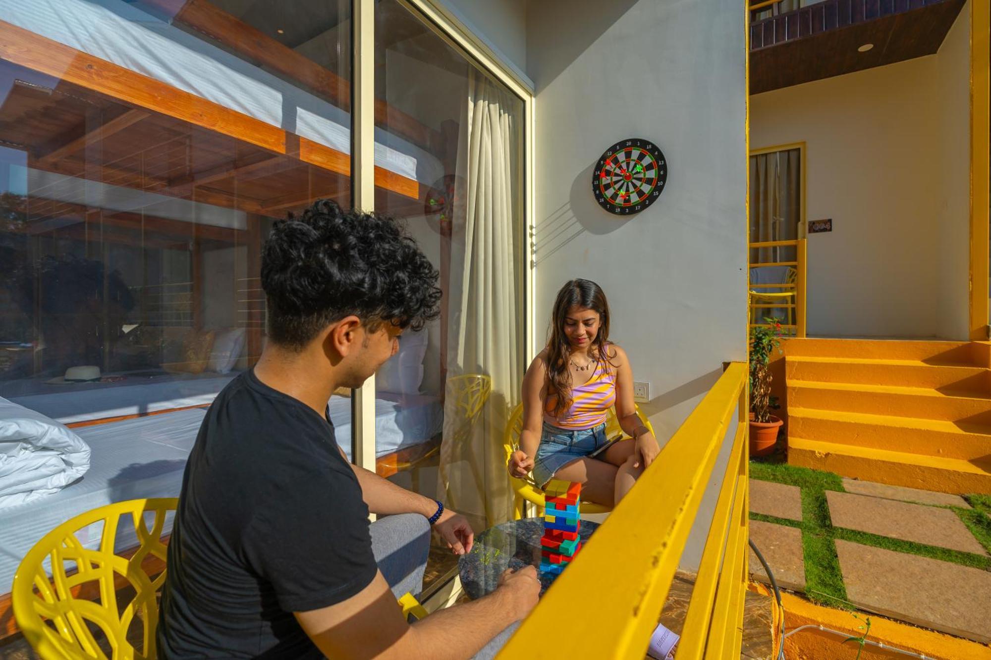 The Social Stays Goa, Morjim Formerly Artbuzz Luaran gambar