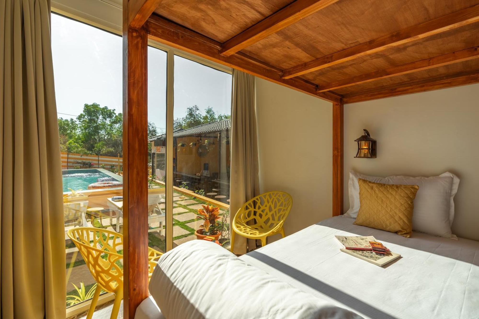 The Social Stays Goa, Morjim Formerly Artbuzz Luaran gambar