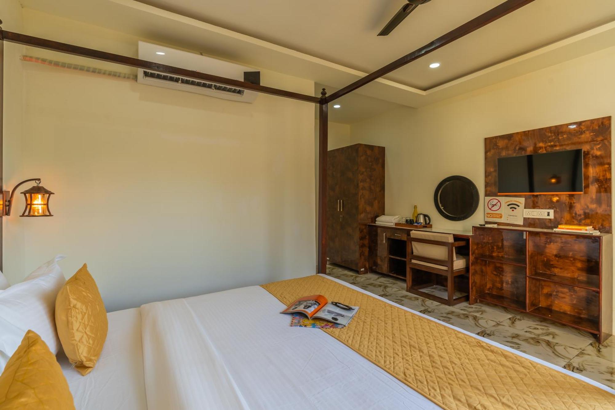 The Social Stays Goa, Morjim Formerly Artbuzz Luaran gambar