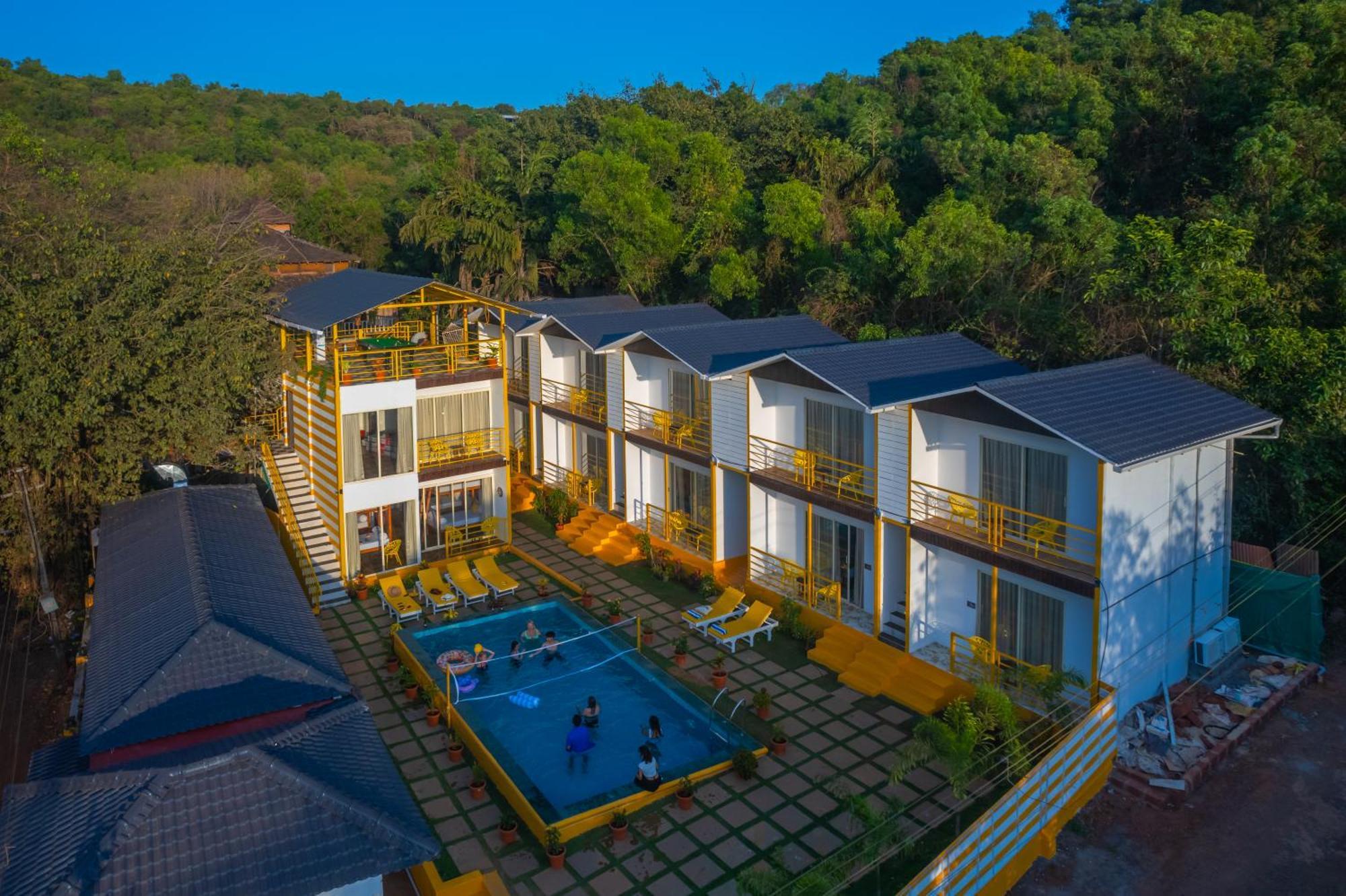 The Social Stays Goa, Morjim Formerly Artbuzz Luaran gambar